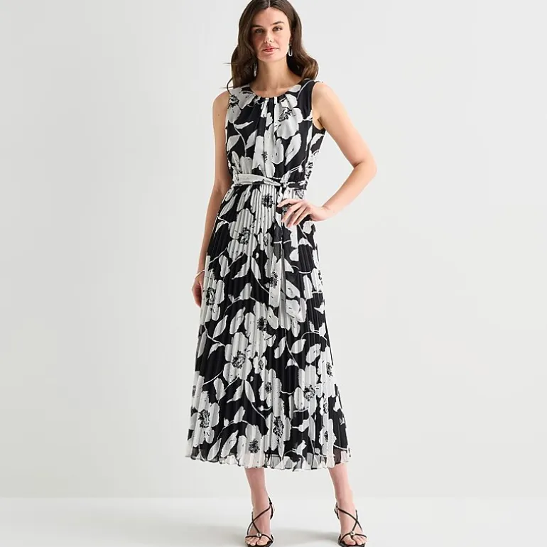 Sandra Darren Womens Round Neck Sleeveless Maxi Dress