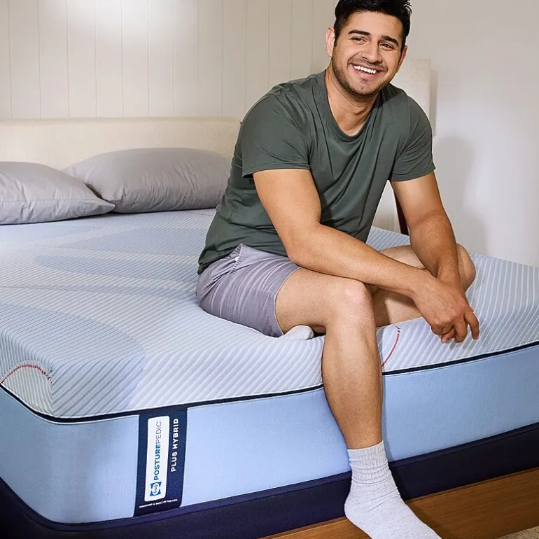 Sealy Posturepedic Indy 13" Hybrid Plush Tight Top - Mattress + Box Spring