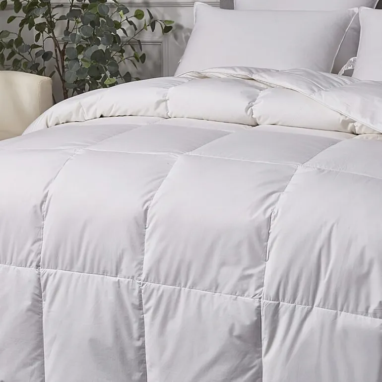 Serta® Midweight Down Hypoallergenic Comforter