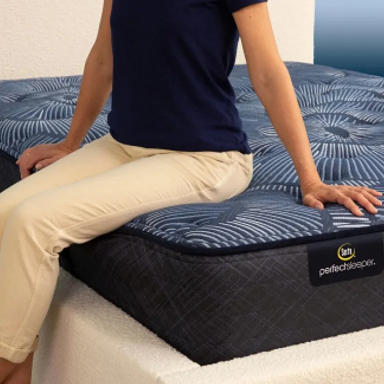 Serta Perfect Sleeper Cobalt Calm 13.25" Plush Tight Top - Mattress + Box Spring