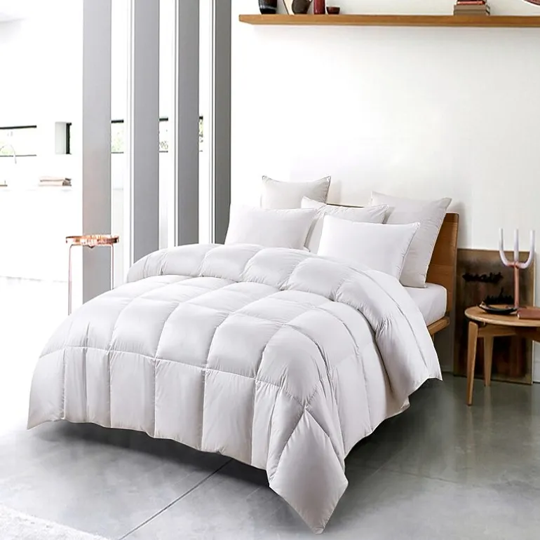 Serta 300 Thread Count All Seasons Warmth White Down Fiber Comforter