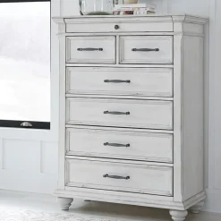 Signature Design by Ashley® Kaelyn 7-Drawer Chest
