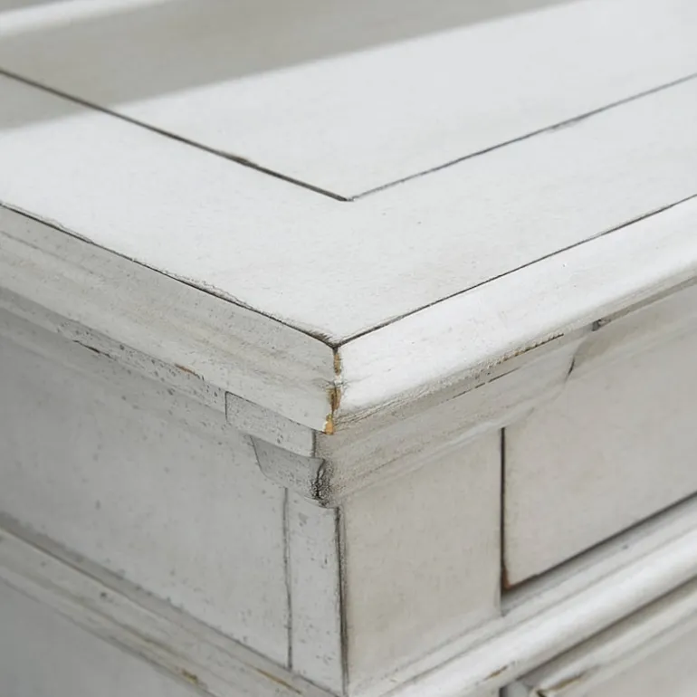 Signature Design by Ashley® Kaelyn 7-Drawer Dresser