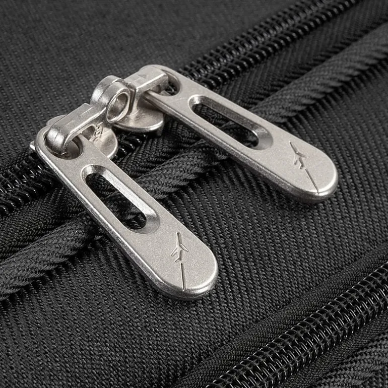 Skyway Everett 24 Inch Softside Lightweight Checked Spinner Luggage