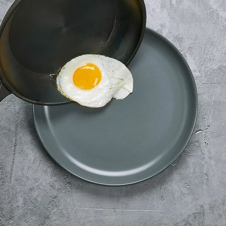 Smith & Clark Pre-Seasoned Cast Iron 13" Sauteuse