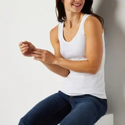 St. John's Bay Womens Scoop Neck Sleeveless Tank Top