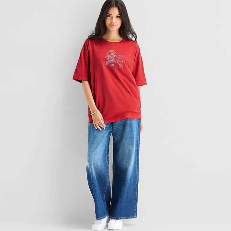 Strawberry Oversized Tee Womens Juniors Crew Neck Short Sleeve Oversized Strawberry Shortcake Graphic T-Shirt