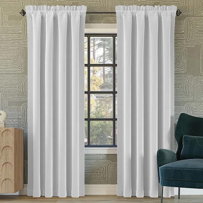 Sun Zero Oslo Rod Pocket Energy Saving 100% Blackout Single Curtain Panel