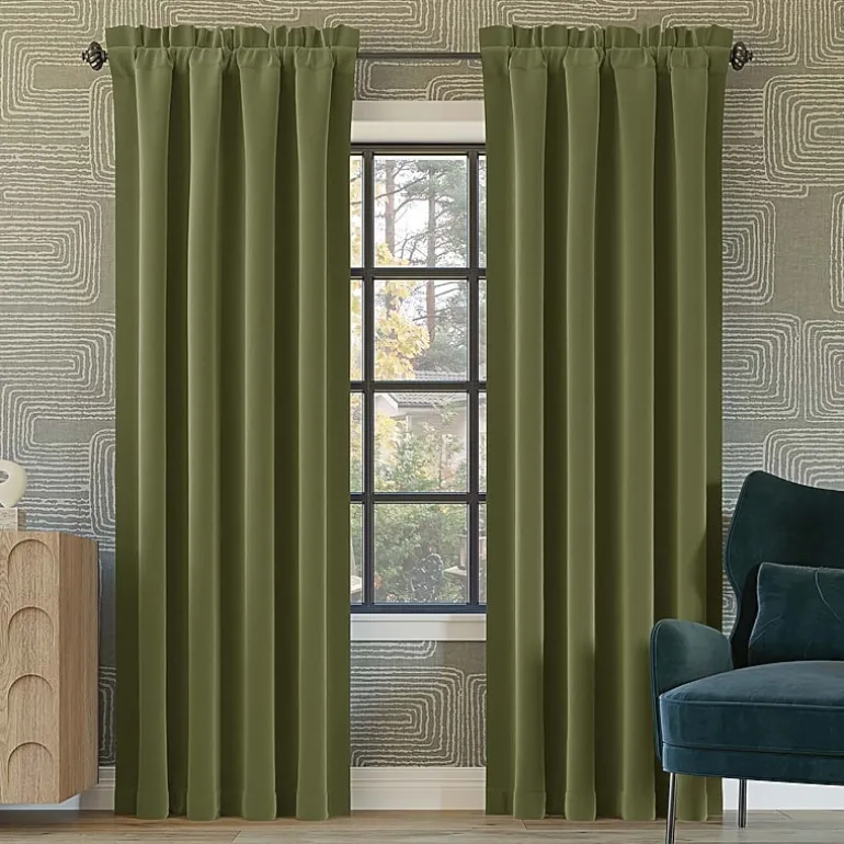 Sun Zero Oslo Rod Pocket Energy Saving 100% Blackout Single Curtain Panel