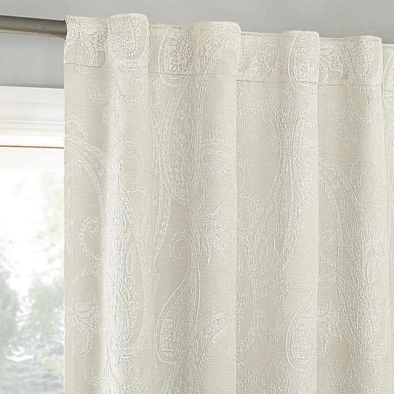 Sun Zero Pedra Back Tab 100% Blackout Single Curtain Panel