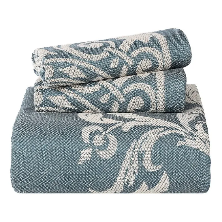 SUPERIOR® Adalie Medallion Cotton Poly Reversible Jacquard Bedspread
