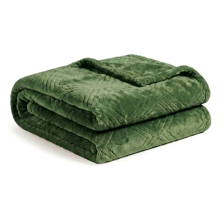 SUPERIOR® Alaska Diamond Quilted Polyester Fleece Multi-Use Throw