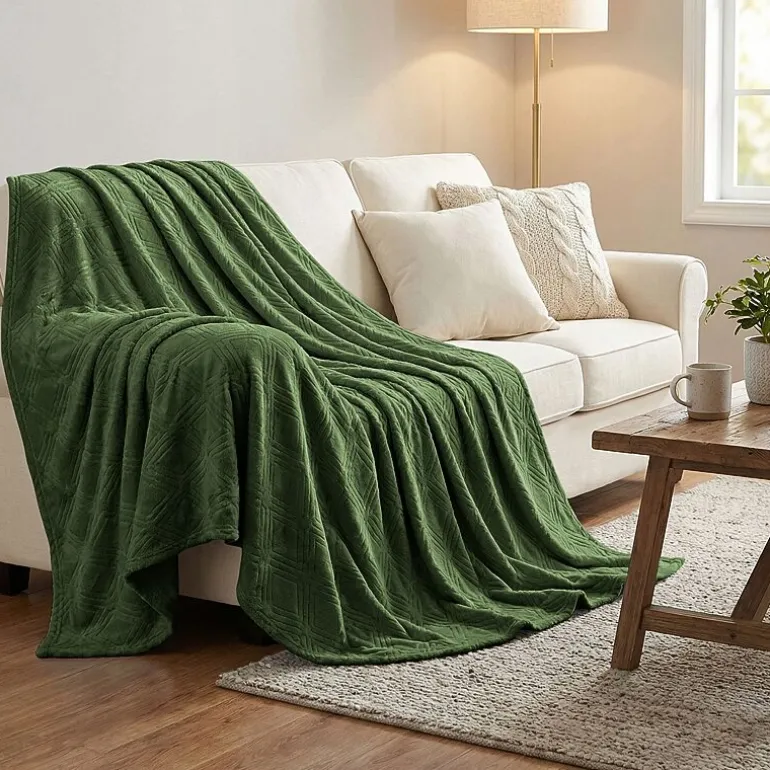 SUPERIOR® Alaska Diamond Quilted Polyester Fleece Multi-Use Throw