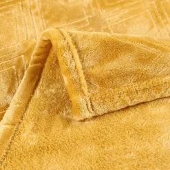 SUPERIOR® Alaska Diamond Quilted Polyester Fleece Multi-Use Throw