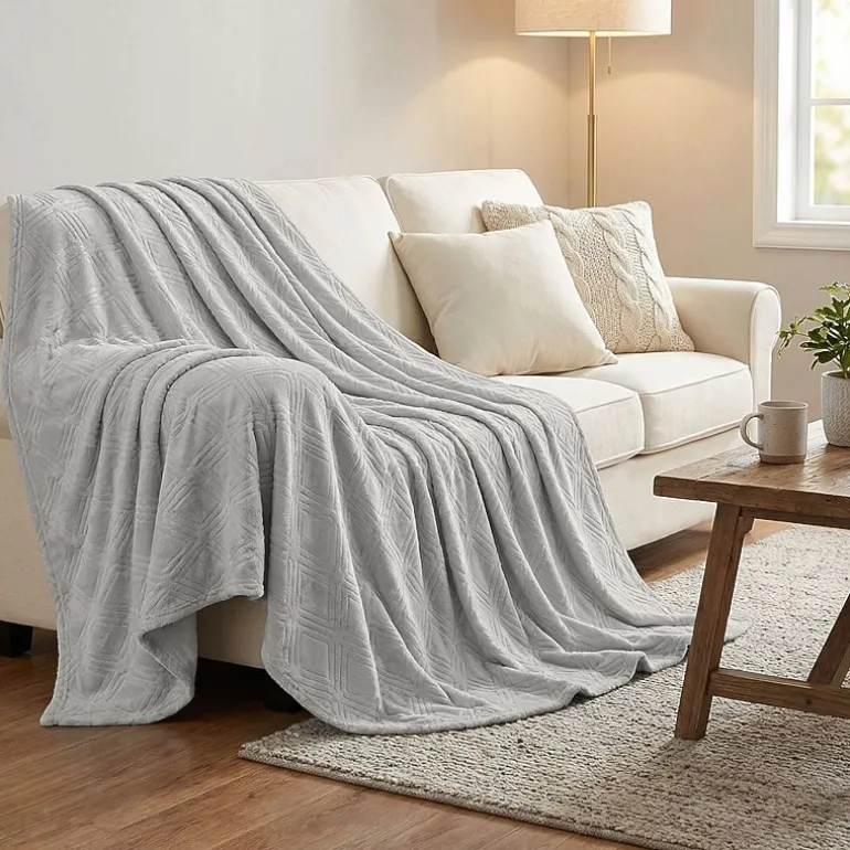 SUPERIOR® Alaska Diamond Quilted Polyester Fleece Multi-Use Throw