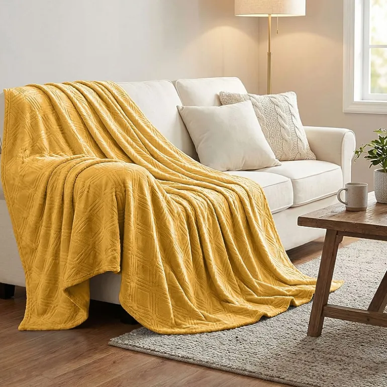 SUPERIOR® Alaska Diamond Quilted Polyester Fleece Multi-Use Throw