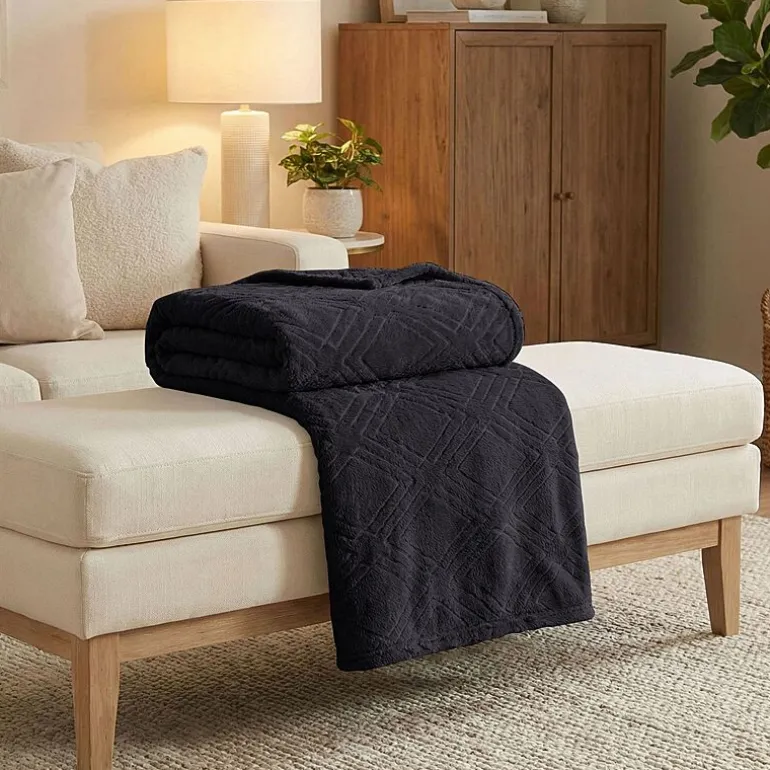 SUPERIOR® Alaska Diamond Quilted Polyester Fleece Multi-Use Throw