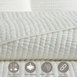 SUPERIOR® Bella Silk Handmade Luxury Quilt