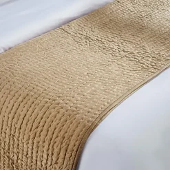 SUPERIOR® Bella Silk Handmade Luxury Quilt