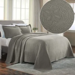SUPERIOR® Celtic Circle Textured Woven Jacquard Bedspread with Shams