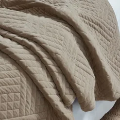 SUPERIOR® Karina Cotton Velvet Geometric Glam Quilt