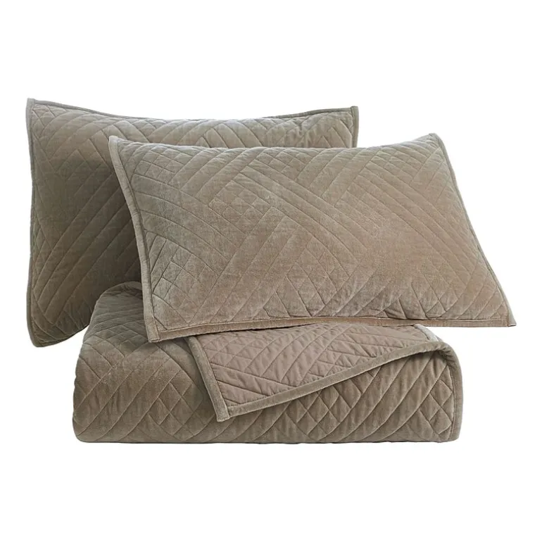 SUPERIOR® Karina Cotton Velvet Geometric Glam Quilt