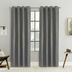 THERMALOGIC™ Bryson Grommet Top Energy Saving Blackout Single Curtain Panel