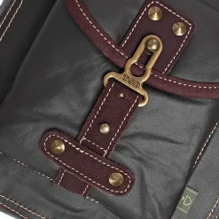 TSD Brand Dolphin Crossbody Bag