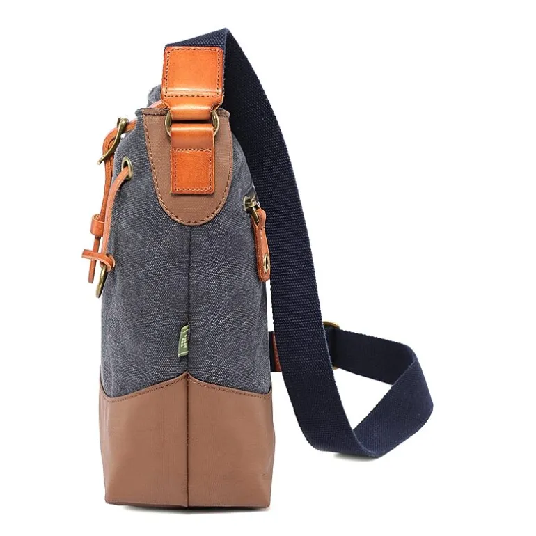 TSD Brand Redwood Crossbody Messenger Bag