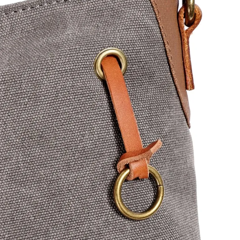 TSD Brand Redwood Crossbody Messenger Bag