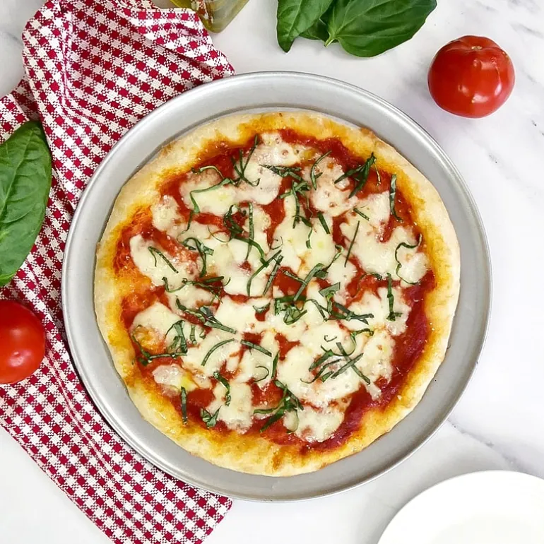USA Pan 12" Non-Stick Wide Rim Pizza Pan