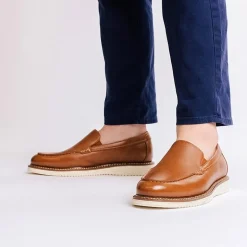 Vance Co Oneal Mens Moc Closed Toe Loafers