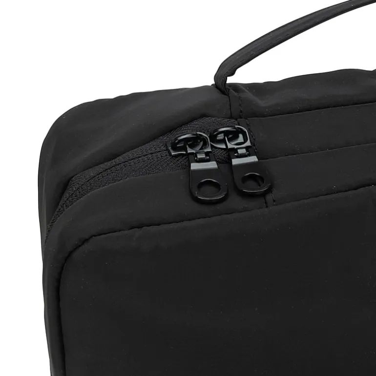 VERONA Hanging Weekender Makeup Bag