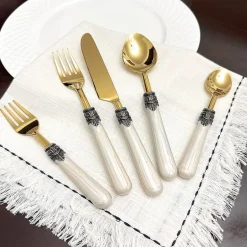 Vibhsa Royal White 20-pc. Flatware Set