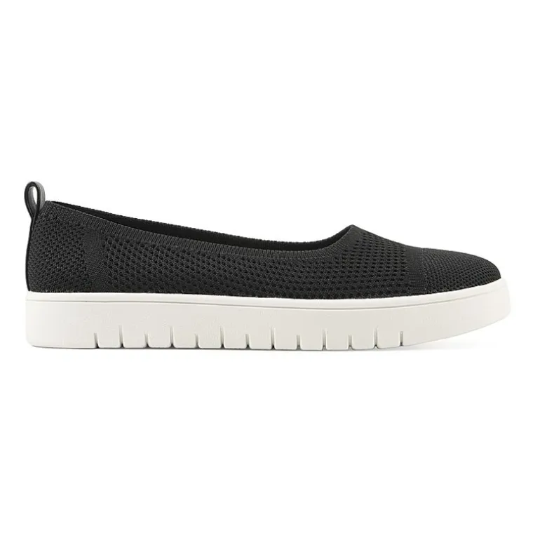 White Mountain Naveen Womens Almond Closed Toe Slip-On Shoe
