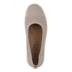White Mountain Naveen Womens Almond Closed Toe Slip-On Shoe