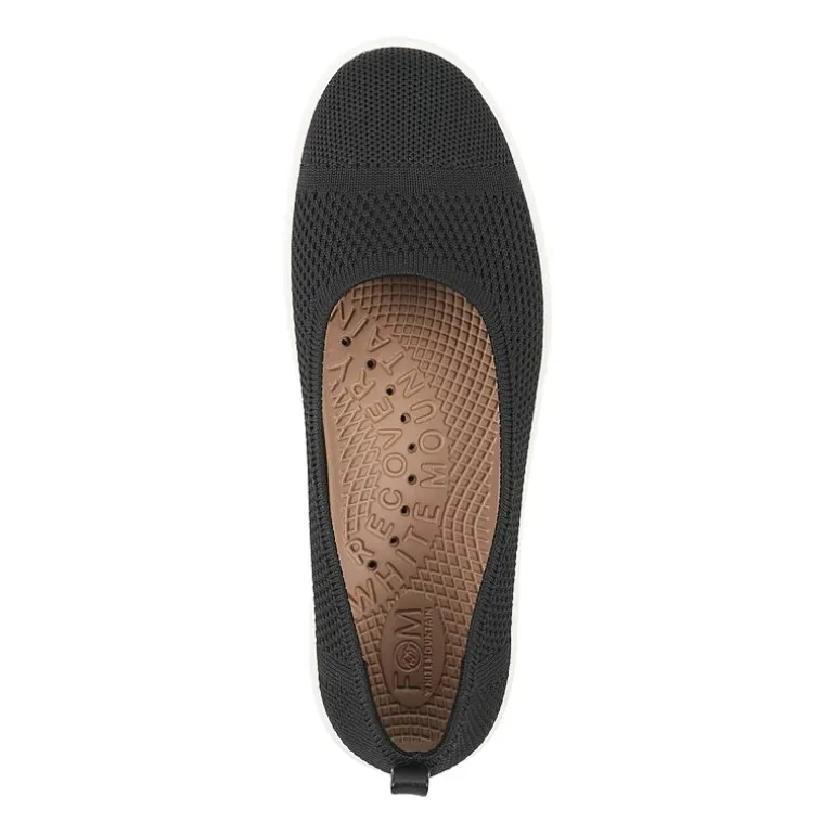 White Mountain Naveen Womens Almond Closed Toe Slip-On Shoe