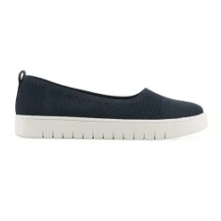 White Mountain Naveen Womens Almond Closed Toe Slip-On Shoe