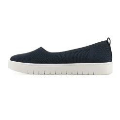 White Mountain Naveen Womens Almond Closed Toe Slip-On Shoe