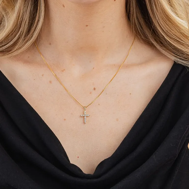 Womens 1/4 CT. T.W. Natural White Diamond 14K Gold Cross 18 Inch Pendant Necklace
