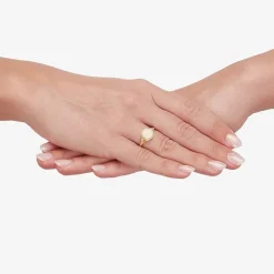 Womens 10K Gold Round Signet Ring