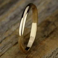 Women's 14K Yellow Gold 2.5MM Traditional Wedding Band