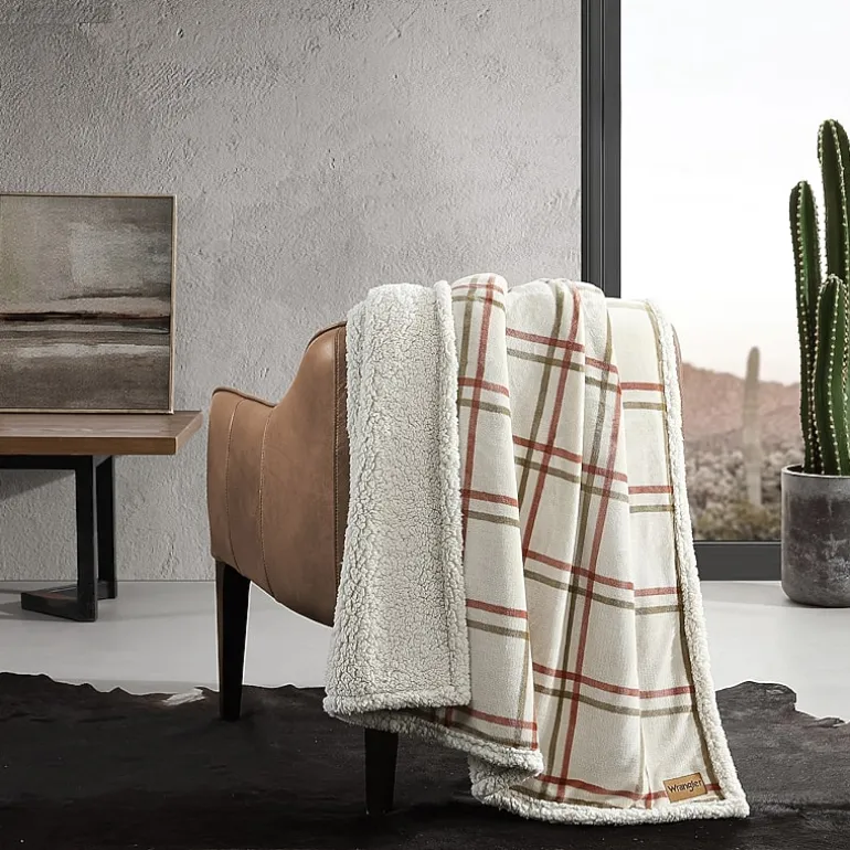 Wrangler Colt Plush Reversible Lightweight Throw