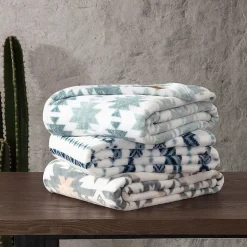Wrangler Dakota Ultra Plush Fleece Lightweight Throw