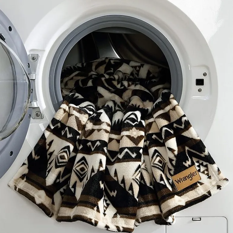 Wrangler Jesse Plush Washable Throw