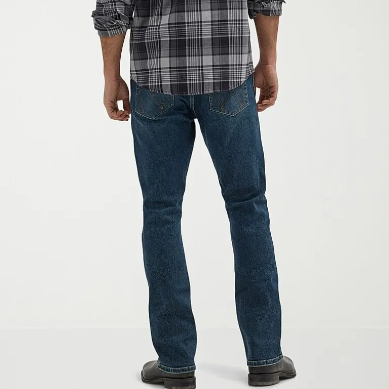 Wrangler® Mens Stretch Fabric Slim Fit Bootcut Jean