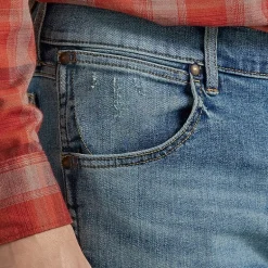 Wrangler® Mens Stretch Fabric Slim Fit Bootcut Jean
