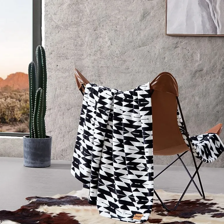 Wrangler Navajo Washable Lightweight Throw