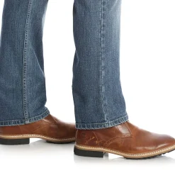 Wrangler® Regular Fit Jean