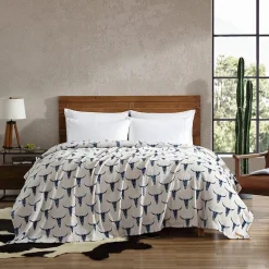 Wrangler Steer Head Washable Throw